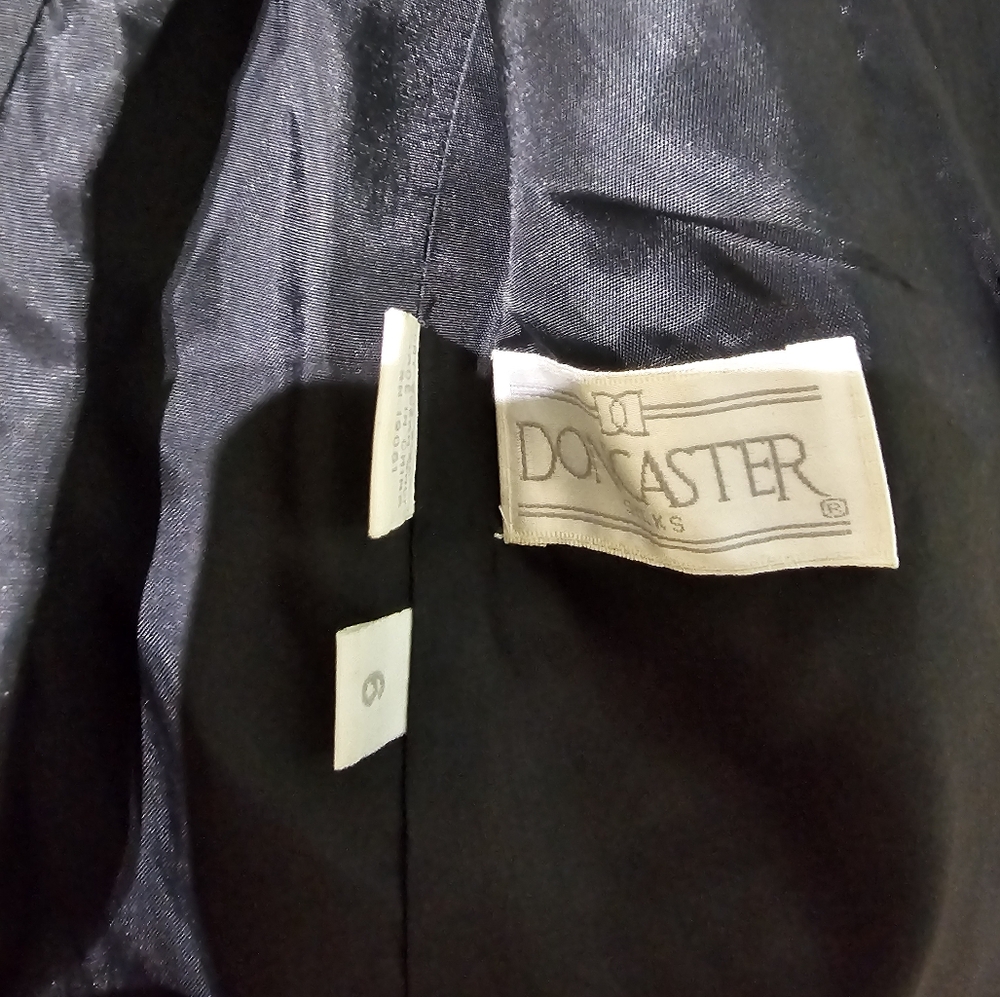 Blazer - Picture 4 of 6